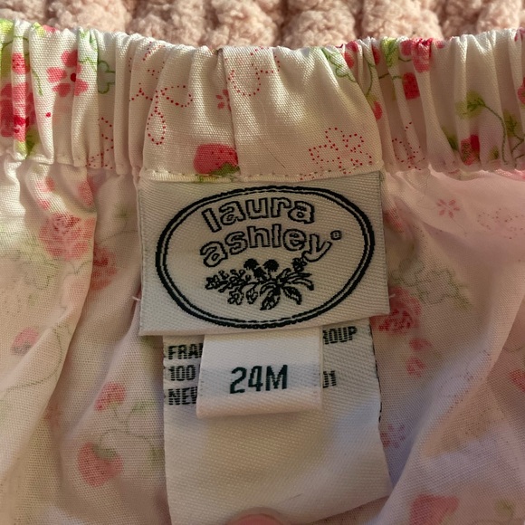 Poofy toddler shorts - Picture 2 of 3